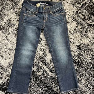 Brand new AE crop jeans!